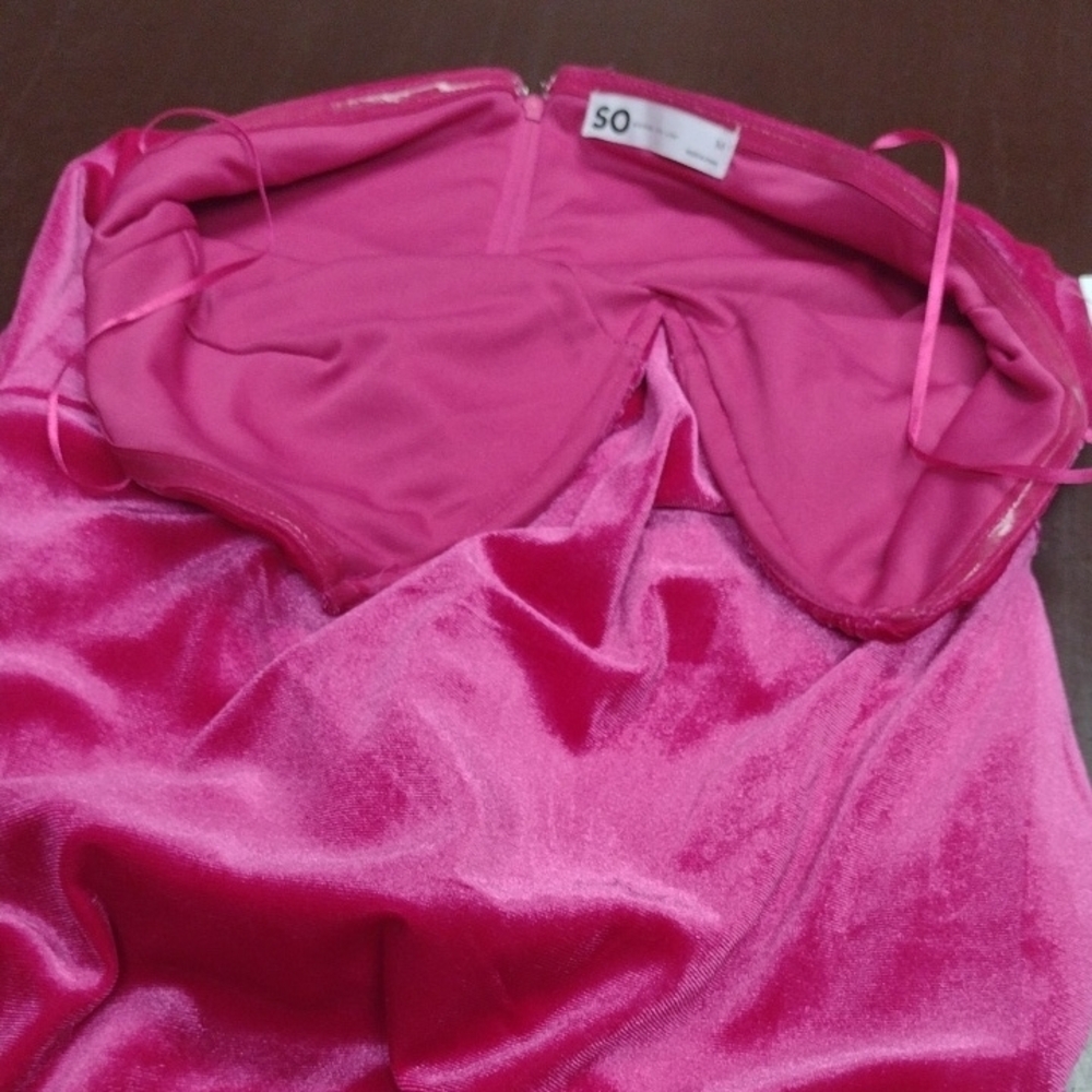 New SO Velvet Vibrant Strapless Mini Dress in Fuchsia Wedding Guest, Formal - Picture 12 of 16